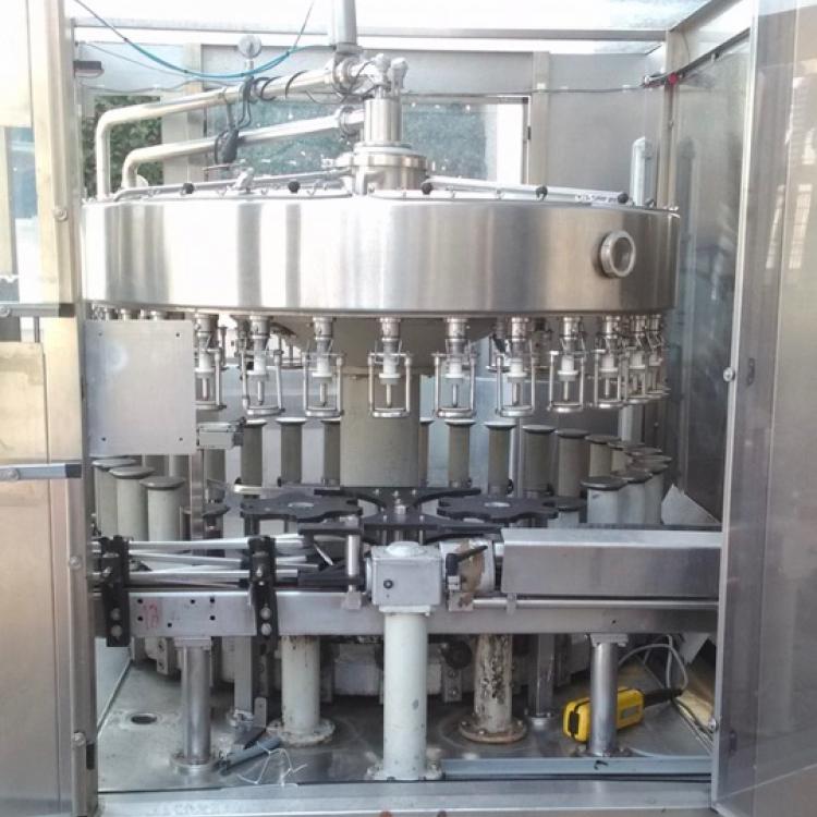 Enchedora vinhos Cobert usada